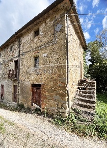 Foto Casale in Calzolaro Umbertide Perugia Umbria 06019 Italia, di 150 m²