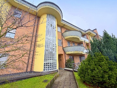 Foto Appartamento a Inveruno Centro di 90 m² con 3 locali in vendita