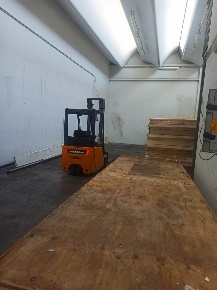 Foto Capannone industriale a Prato Paperino di 200 m² con 1 locali