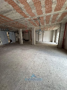 Foto Ufficio a Grumo Nevano di 135 m² con 2 locali in affitto