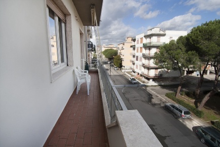 Foto Appartamento in Via Lago Trasimeno 48, Follonica di 40 m² con 2 locali