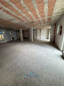 Foto Ufficio a Grumo Nevano di 130 m² con 2 locali in affitto