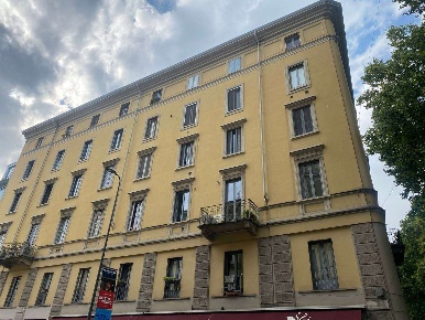 Foto Appartamento in Viale Montenero 12, Milano di 90 m² con 3 locali