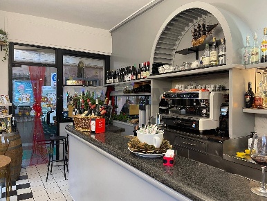 Foto Bar a Lavagna Centro di 45 m² con 2 locali in vendita