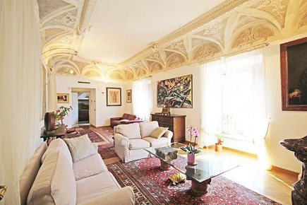 Foto Appartamento in via san lorenzo, Bergamo Città Alta di 192 m²