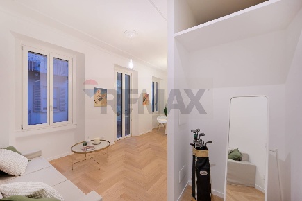 Foto Appartamento in Via Nerino, Milano Carrobbio di 67 m² con 2 locali