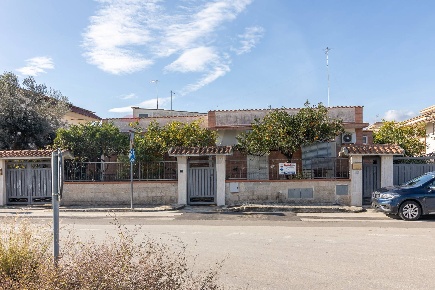 Foto Villa unifamiliare in Via Resuttano 6, Siracusa Scala Greca - Neapolis