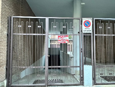 Foto Posti auto in Via Pesaro 45, Torino Aurora di 13 m² in vendita