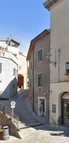 Foto Appartamento in Via Cesare Battisti, Campagnatico Centro di 190 m²