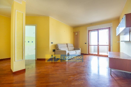 Foto Appartamento in via Dei Frentani, Chieti Chieti Città di 106 m²