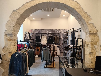 Foto Attività commerciale in Corso Gelone, Siracusa Gelone - Cadorna