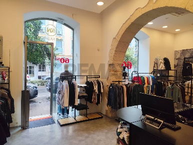 Foto Attività commerciale in Corso Gelone, Siracusa Gelone - Cadorna