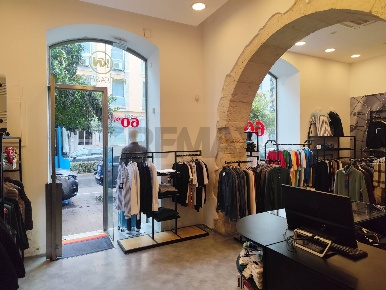 Foto Attività commerciale in Corso Gelone, Siracusa Gelone - Cadorna