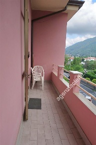 Foto Appartamento a Massa Centro di 90 m² con 5 locali in vendita