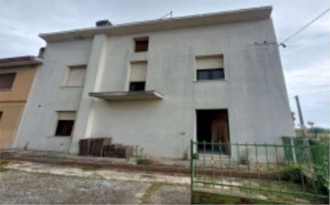 Foto Case indipendenti in Via Monti, Frassinelle Polesine Caporumiatti