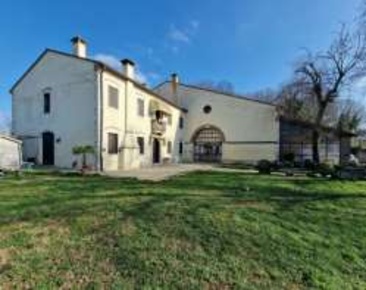 Foto Appartamento in Via Monticelli 36, Sossano di 152 m² con 6 locali