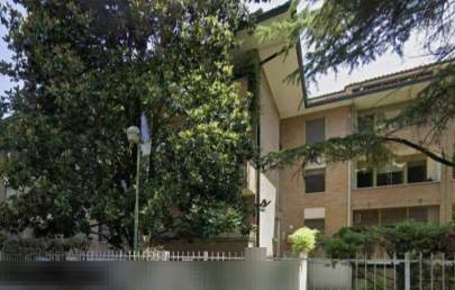 Foto Appartamento in Via E. Curiel, Rovigo Tassina di 223 m² con 8 locali