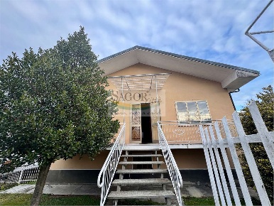 Foto Villa unifamiliare in VIA MALAN 1, Luserna San Giovanni Airali