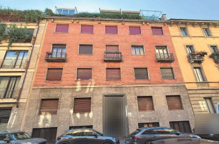 Foto Appartamento in Via Carroccio, Milano Corso Genova di 111 m² all'asta