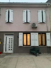 Foto Appartamento in Via Pangona, Viadana Centro di 257 m² con 7 locali