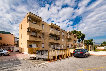 Foto Appartamento in Via Villagrazia, Palermo Guadagna di 80 m² in vendita
