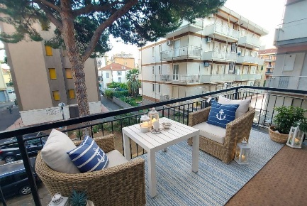 Foto Appartamento in viale Della Repubblica, Pietra Ligure Centro di 53 m²