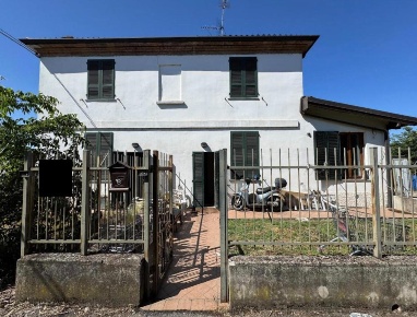 Foto Appartamento a Voghera Rondo Carducci, Medassino di 156 m² in vendita