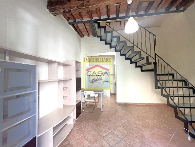 Foto Appartamento a Calcinaia Centro di 70 m² con 3 locali in vendita