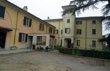 Foto Villa unifamiliare a Montescano Roncole di 1127 m² con 5 locali