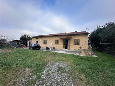Foto Casa indipendente a Cascina San Frediano Sud - San Lorenzo a Pagnatico