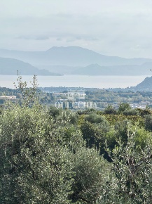 Foto Terreno edificabile in Strada del Tonol 1, Lazise di 598 m² in vendita