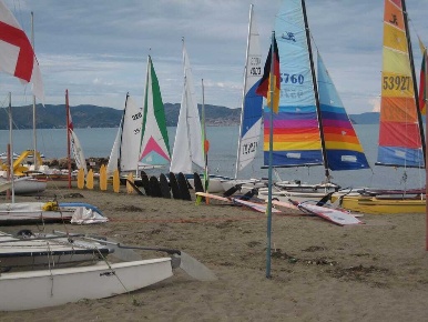 Foto Attività commerciale a Orbetello di 300 m² in vendita