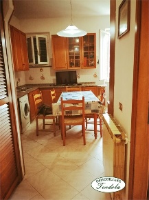 Foto Appartamento a Ameglia Fiumaretta Di Ameglia di 52 m² con 3 locali