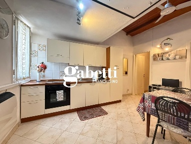 Foto Appartamento in Maresca, Imperia Oneglia di 44 m² con 3 locali