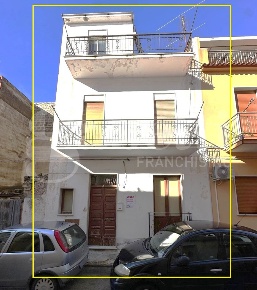 Foto Casa indipendente in Via ROSSINI 8, Avola Centro di 114 m² in vendita