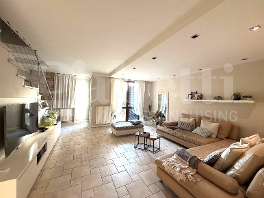 Foto Villa a schiera in Via Donatori di sangue 17/m, Cellatica di 175 m²
