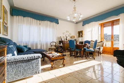 Foto Appartamento in Via Taddeo di Bartolo 6, Siena Ravacciano di 161 m²