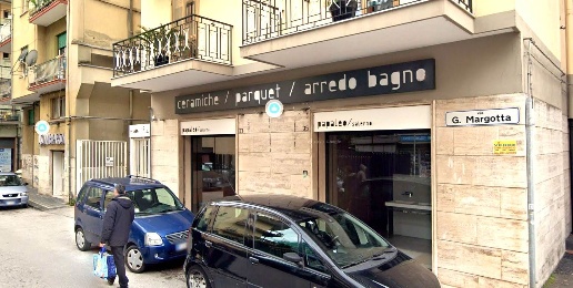 Foto Negozio in Via Margotta 35, Salerno Irno - Brignano di 260 m²