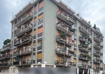 Foto Appartamento in Via Pier Francesco Mola, Milano Certosa di 94 m²