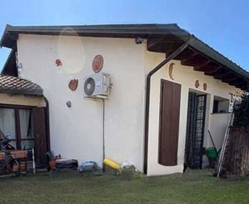 Foto Appartamento in Via Bernardo Pasquini, Roma Infernetto di 79 m²