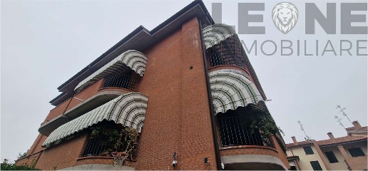 Foto Villa a schiera a Vignola di 160 m² con 5 locali in vendita