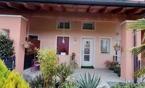 Foto Appartamento in Via Bodi, Cassola Centro di 143 m² con 7 locali