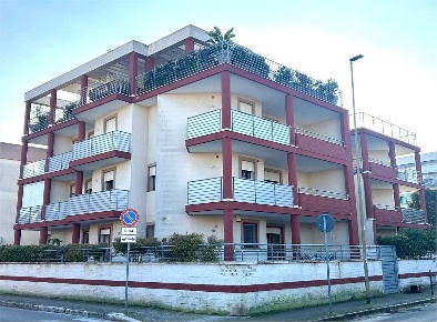 Foto Appartamento in Via Ruggero Flores 34, Brindisi Casale - Materdomini