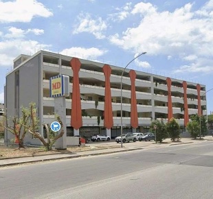 Foto Box in VIALE CORBUSIER 393, Latina Morbella - Cucchiarelli di 18 m²