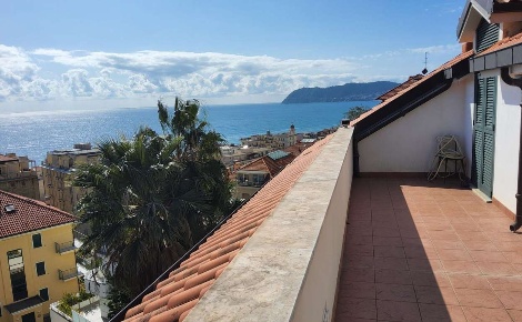 Foto Appartamento in Via a Solva, Alassio Via Solva, Santa Croce di 149 m²