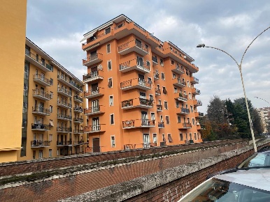 Foto Appartamento in Via Biancardi 23, Lodi Braila, Stazione di 138 m²