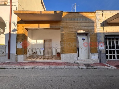 Foto Casa indipendente in Via CAMILLO CAVOUR 10, Roccaforzata di 145 m²