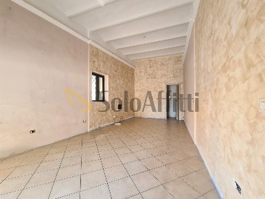 Foto Locale commerciale in Via Corace 7, Catanzaro Catanzaro Lido di 30 m²