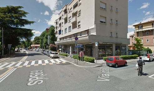 Foto Locale commerciale a Bologna Saragozza fuori Porta di 30 m² in affitto