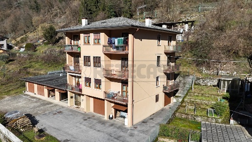Foto Appartamento a Recoaro Terme di 152 m² con 7 locali in vendita